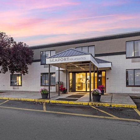 Seaport Inn & Suites Lewiston Exterior photo